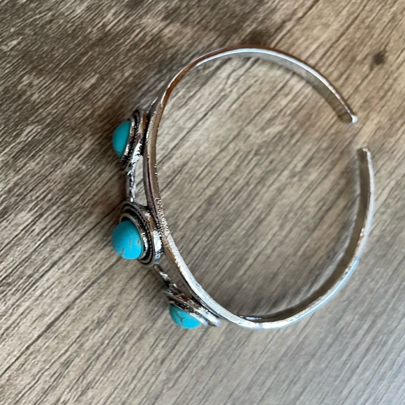 Western Sterling Silver and Turquoise Cuff Bracelet - Picture 5 of 7
